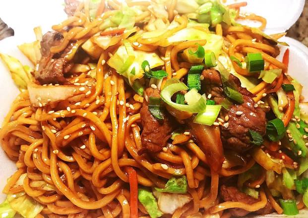 Beef Rice Noodle 牛肉炒米粉
